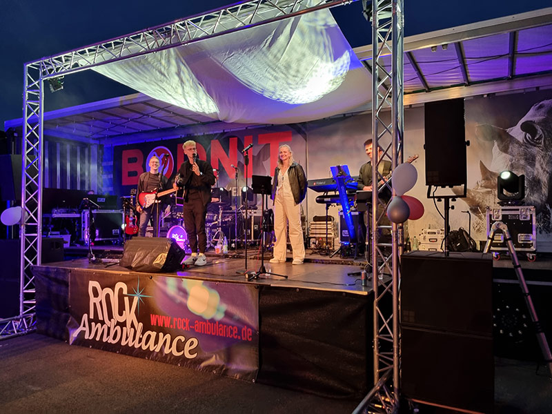 Rock Ambulance - Rockt das BORNIT®-Werk